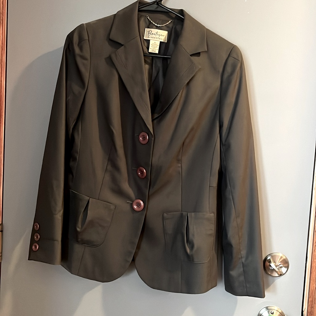 Ladies Blazer By Boutique Essentials Size 6